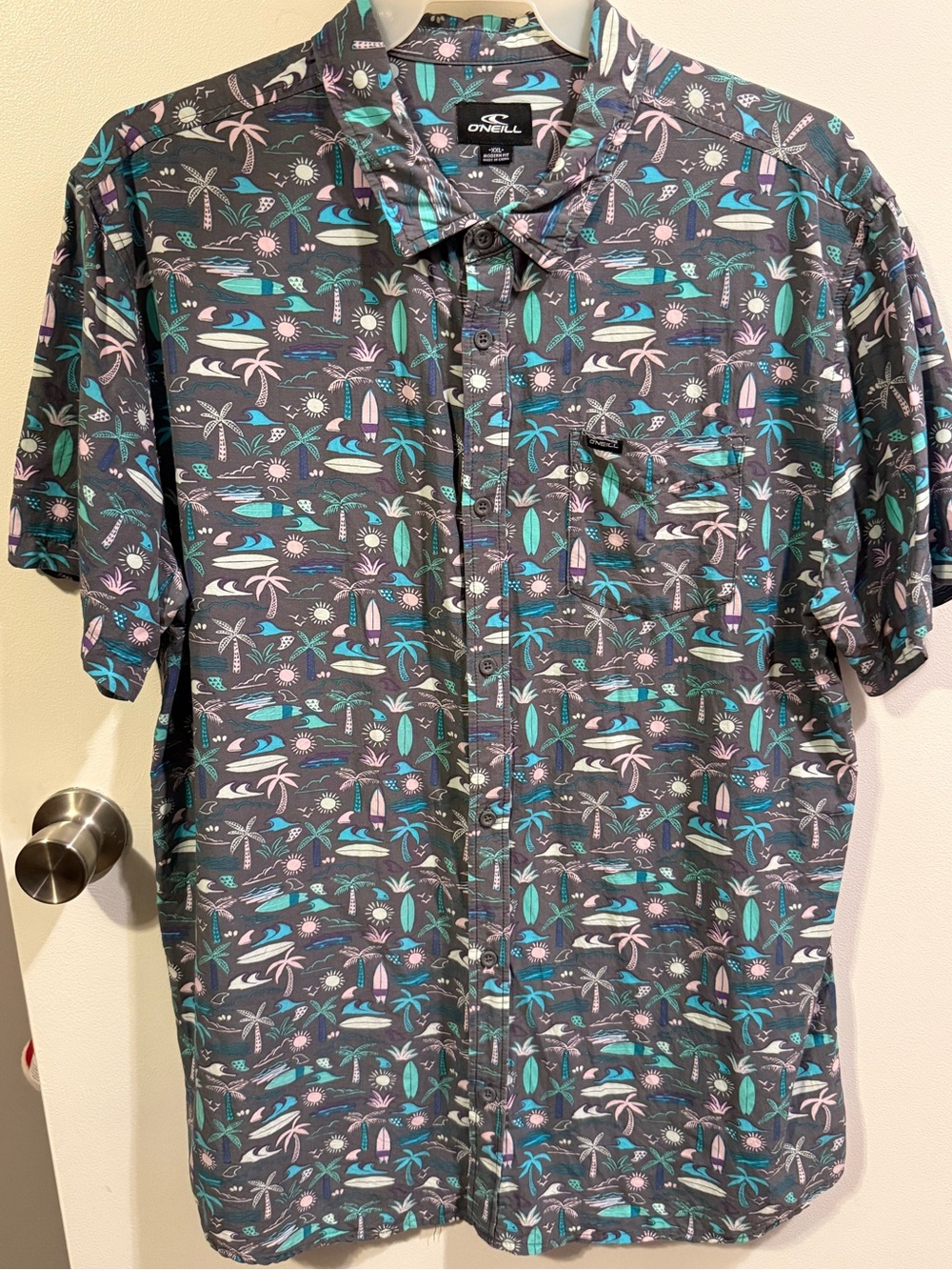 O'Neill Men's Short-Sleeve Gray Tropical Print Button-Up Shirt